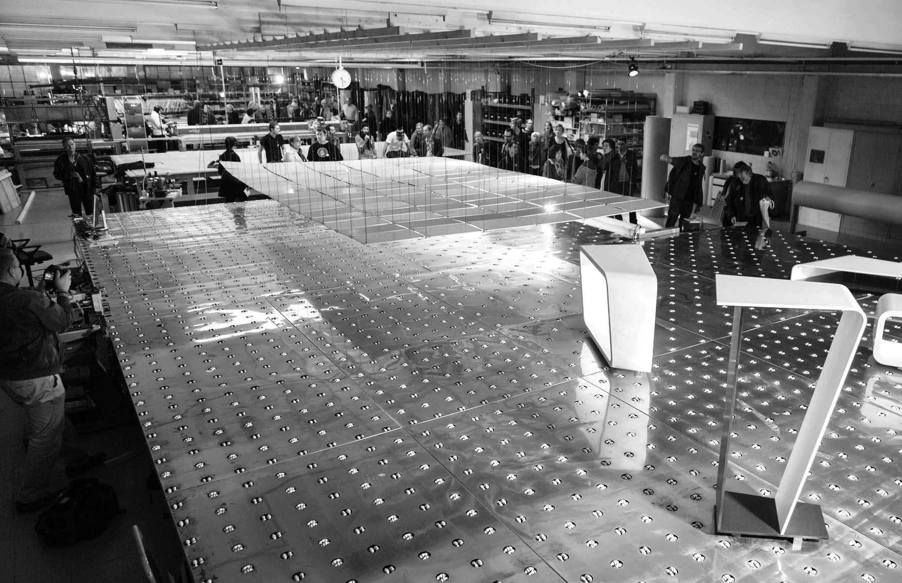 Kinetic carpet