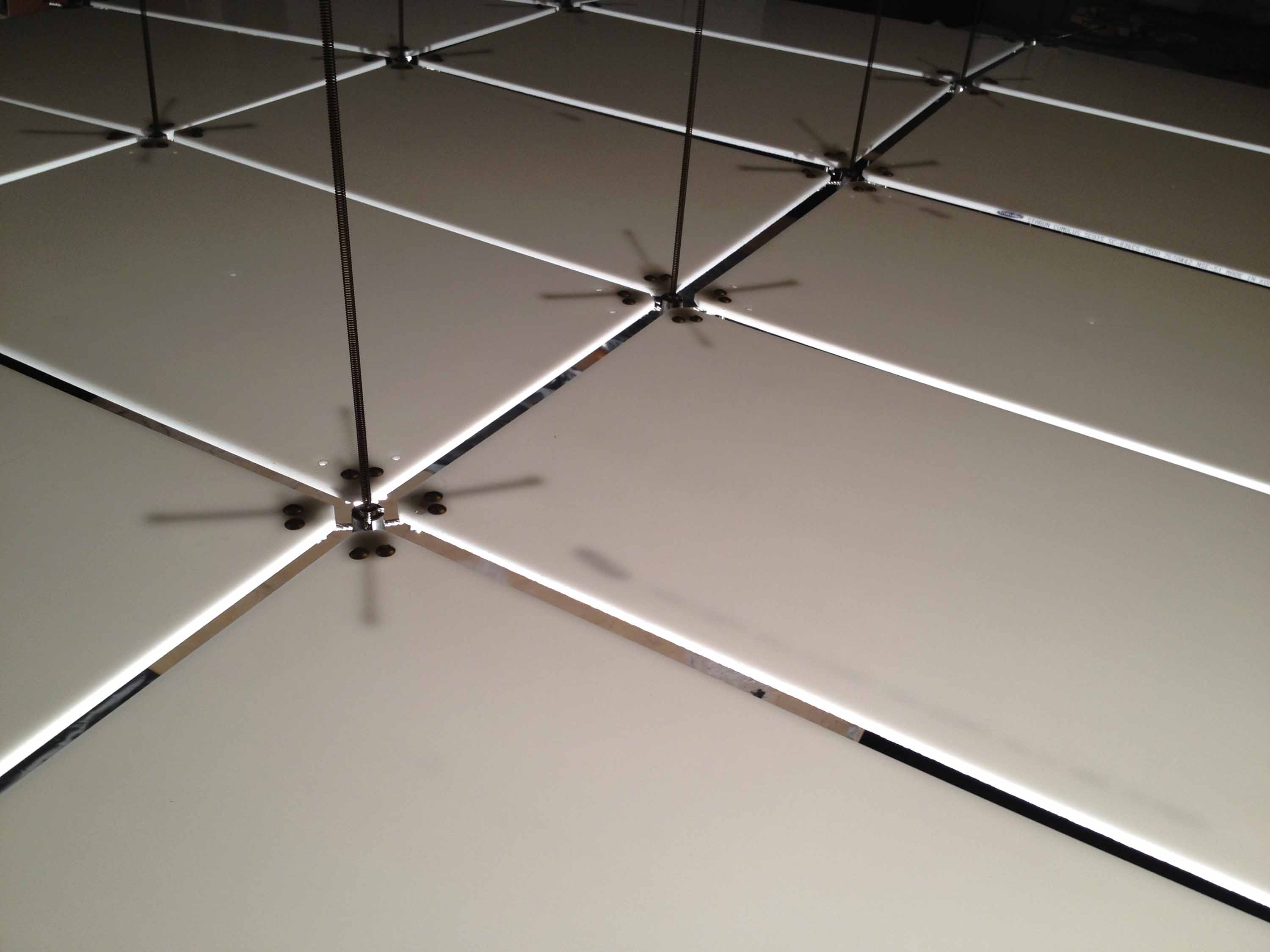 Kinetic carpet